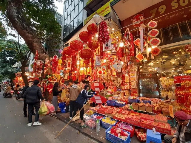 Phố Cổ Hà Nội Có Gì? Khám Phá 15+ Địa Điểm Ăn Chơi, Check-in Hấp Dẫn Nhất
