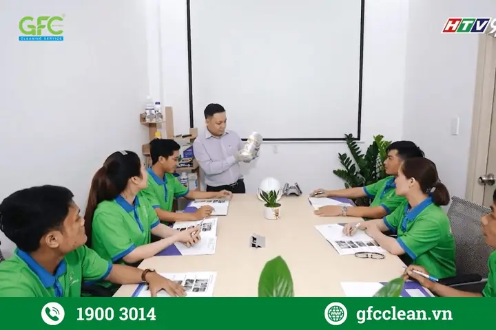 Quận 4 Có Gì Đặc Biệt? Khám Phá 10+ Điểm Hẹn Hấp Dẫn, Ẩm Thực Sài Gòn