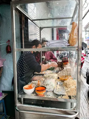 Quán Ăn Địa Phương Đà Lạt: Gợi Ý 24+ Địa Điểm Ngon & Độc Đáo Cho Du Khách Quán Ăn Địa Phương Đà Lạt: Gợi Ý 24+ Địa Điểm Ngon & Độc Đáo Cho Du Khách