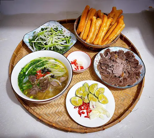 Top 10 Quán Ăn Ngon Nổi Tiếng Nhất Buôn Ma Thuột: Địa Chỉ & Món Đặc Sản Phải Thử