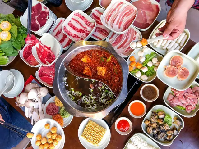 Quán Ăn Ngon Quận 3: Khám Phá 20+ Địa Điểm Hấp Dẫn Nhất