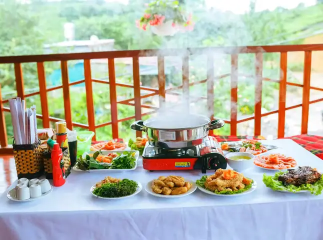 Top Quán Ăn Ngon Mộc Châu: Hướng Dẫn Chi Tiết Từ A-z Cho Du Khách