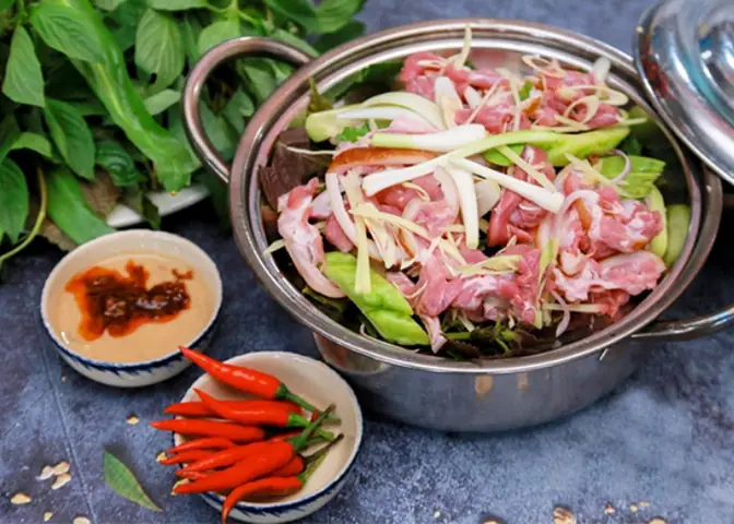 Top Quán Ăn Ngon Tại Tam Cốc Ninh Bình: Review Chi Tiết Từ A-z