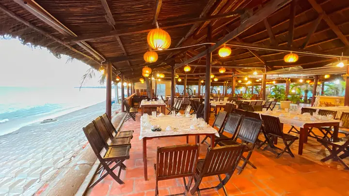 Top Quán Ăn Ngon Phan Thiết: Khám Phá Đặc Sản & Địa Điểm Hấp Dẫn Nhất