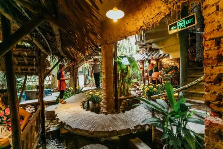 Khám Phá Top Quán Ăn Đặc Sản Tây Bắc Ngon Nhất Hà Nội