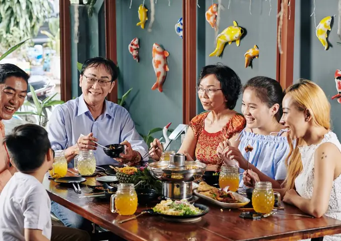 Khám Phá 20+ Quán Ăn Ngon Trên Đường Nguyễn Thị Thập Quận 7