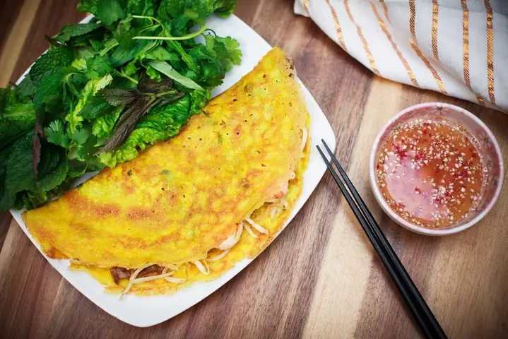 Top 20 Quán Bánh Xèo Ngon Hà Nội: Địa Chỉ Chuẩn, Giá Bình Dân & Review Chi Tiết