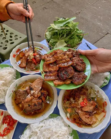 Khám Phá Top 10+ Quán Bún Chả Ngon Nhất Hà Nội: Trải Nghiệm Ẩm Thực Tuyệt Vời Khám Phá Top 10+ Quán Bún Chả Ngon Nhất Hà Nội: Trải Nghiệm Ẩm Thực Tuyệt Vời