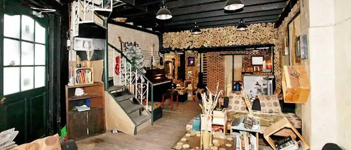 Top Quán Cafe Acoustic Quận 10: Khám Phá Không Gian Âm Nhạc Chill & Lãng Mạn Top Quán Cafe Acoustic Quận 10: Khám Phá Không Gian Âm Nhạc Chill & Lãng Mạn