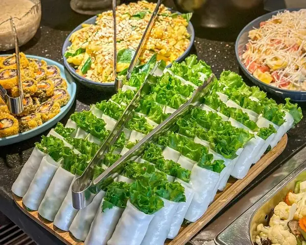 Veggie Castle Yên Ninh: Khám Phá Buffet Chay Ngon, Không Gian Độc Đáo Tại Hà Nội