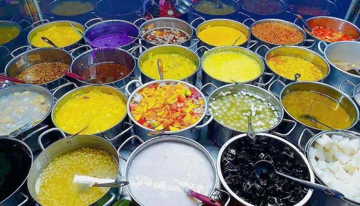 Top Quán Chè Ngon Nhất Huế: Khám Phá Danh Sách Địa Chỉ Chuẩn Vị Cố Đô Top Quán Chè Ngon Nhất Huế: Khám Phá Danh Sách Địa Chỉ Chuẩn Vị Cố Đô