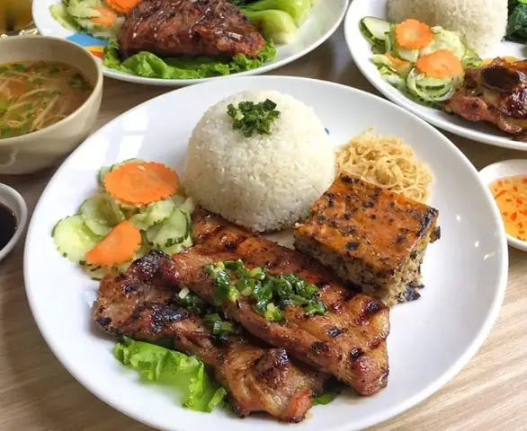 Top Quán Cơm Tấm Ngon Nha Trang Được Thực Khách Săn Đón Top Quán Cơm Tấm Ngon Nha Trang Được Thực Khách Săn Đón