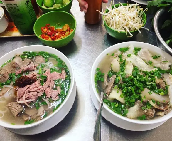 Khám Phá 15 Quán Phở Ngon Nhất Sài Gòn: Hướng Dẫn Chi Tiết Từ A-z Khám Phá 15 Quán Phở Ngon Nhất Sài Gòn: Hướng Dẫn Chi Tiết Từ A-z