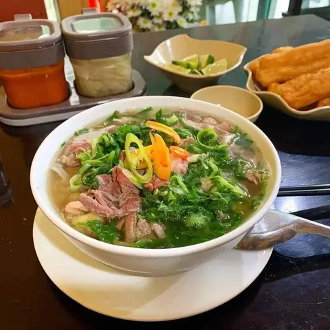 Khám Phá 15 Quán Phở Ngon Nhất Sài Gòn: Hướng Dẫn Chi Tiết Từ A-z Khám Phá 15 Quán Phở Ngon Nhất Sài Gòn: Hướng Dẫn Chi Tiết Từ A-z