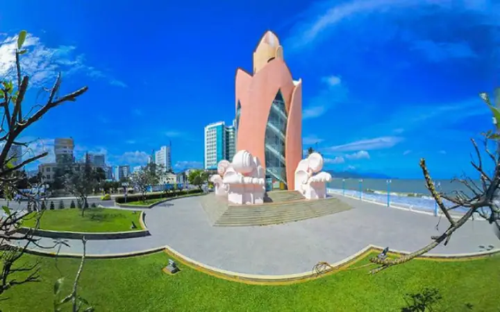 Quảng Trường Trần Phú Nha Trang: Thông Tin Chi Tiết & Kinh Nghiệm Khám Phá Quảng Trường Trần Phú Nha Trang: Thông Tin Chi Tiết & Kinh Nghiệm Khám Phá