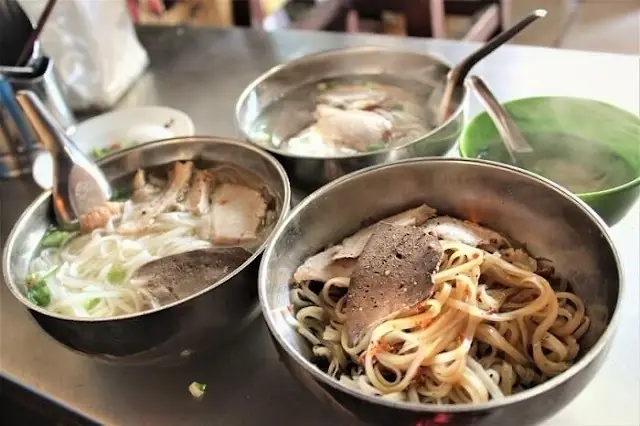 Đặc Sản Sa Đéc: Khám Phá Các Món Ngon Nức Tiếng & Mua Làm Quà