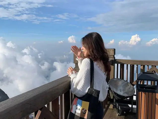 Sapa Tháng 9 Có Lạnh Không: Nhiệt Độ, Thời Tiết & Kinh Nghiệm Du Lịch Sapa Tháng 9 Có Lạnh Không: Nhiệt Độ, Thời Tiết & Kinh Nghiệm Du Lịch
