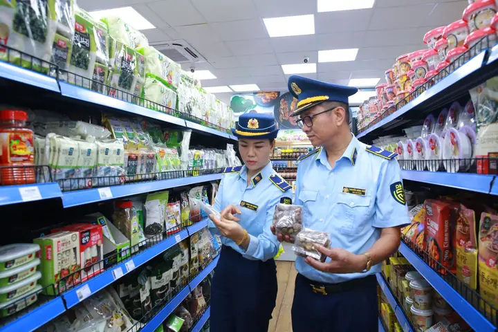 Siêu Mỹ Phẩm Phương Vĩ Hải Phòng: Địa Chỉ Uy Tín & Sản Phẩm Chính Hãng Siêu Mỹ Phẩm Phương Vĩ Hải Phòng: Địa Chỉ Uy Tín & Sản Phẩm Chính Hãng