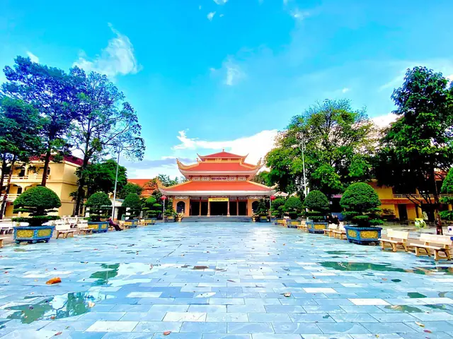 Số Điện Thoại Chùa Hoằng Pháp: Thông Tin Liên Hệ Chi Tiết