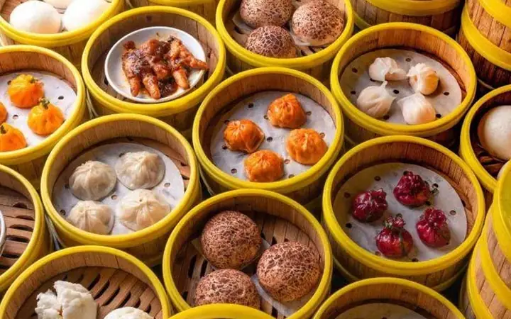Top Quán Sủi Cảo Ngon Nhất Hà Nội: Khám Phá Địa Chỉ "must-try" Cho Tín Đồ Ẩm Thực