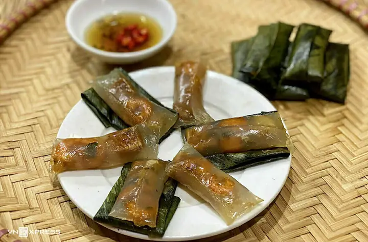 Khám Phá Ẩm Thực Việt Nam: Tổng Hợp Các Món Ăn Ngon & Đặc Sắc Theo Vùng Miền