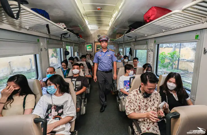 Vé Tàu Từ Hải Phòng Đi Hà Nội: Giá Vé, Lịch Trình & Cách Đặt Nhanh Nhất Vé Tàu Từ Hải Phòng Đi Hà Nội: Giá Vé, Lịch Trình & Cách Đặt Nhanh Nhất