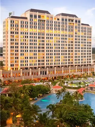 The Grand Ho Tram Strip: Khám Phá Tổ Hợp Nghỉ Dưỡng Tích Hợp Ven Biển Hàng Đầu