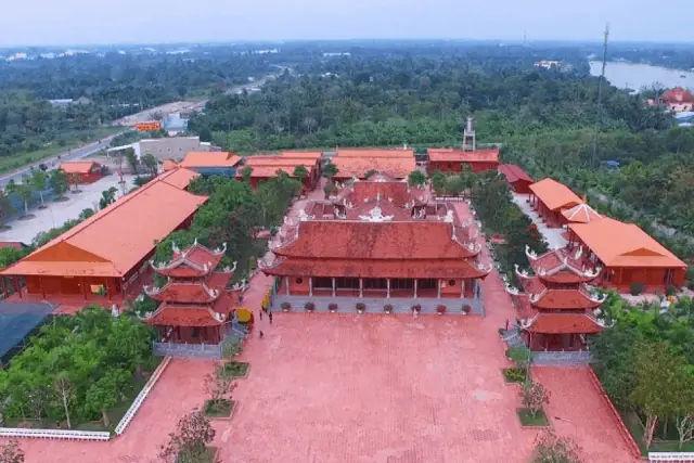 Thiền Viện Trúc Lâm Phương Nam Cần Thơ: Khám Phá Kiến Trúc, Lịch Sử Và Kinh Nghiệm Tham Quan