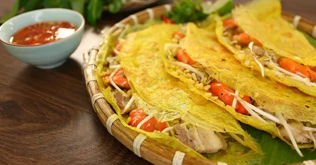 Thuyết Minh Chi Tiết Về Món Bánh Xèo: Nguồn Gốc, Cách Làm Và Văn Hóa Ẩm Thực Việt 25 Thuyết Minh Chi Tiết Về Món Bánh Xèo: Nguồn Gốc, Cách Làm Và Văn Hóa Ẩm Thực Việt