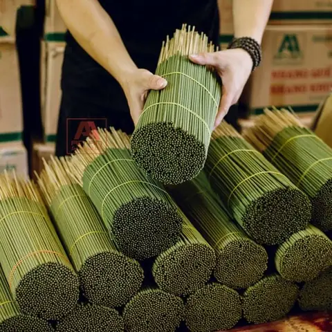 Nghề Làm Nhang: Từ Lịch Sử Văn Hóa Đến Quy Trình Sản Xuất Truyền Thống Nghề Làm Nhang: Từ Lịch Sử Văn Hóa Đến Quy Trình Sản Xuất Truyền Thống