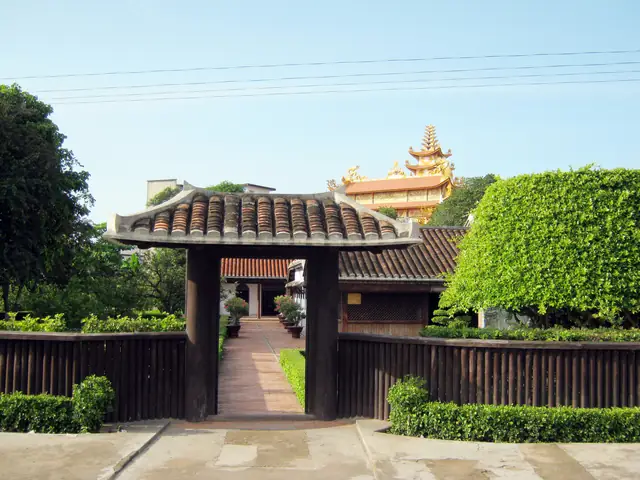 Trường Dục Thanh: Lịch Sử, Ý Nghĩa Và Trải Nghiệm Tham Quan Tại Phan Thiết
