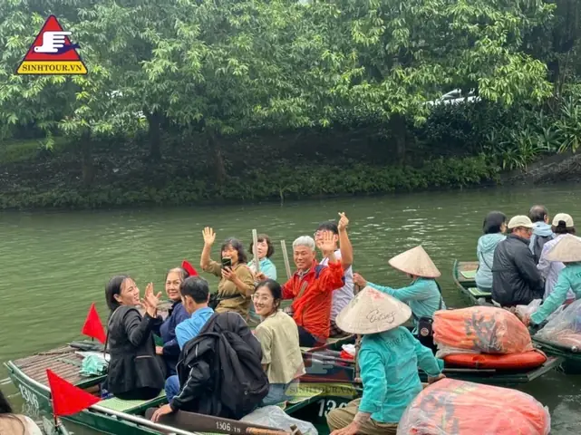 Tour Ninh Bình Tràng An Từ Tp.hcm: Lịch Trình, Kinh Nghiệm & Giá Vé Trọn Gói 2024