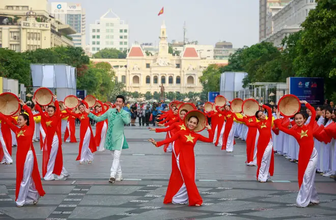 Văn Hóa Việt Nam: Những Đặc Trưng Cốt Lõi Và Dấu Ấn Sâu Đậm