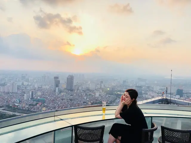 Giá Vé Lotte Center Hà Nội: Cập Nhật Chi Tiết Tầng Cao Nhất & Trải Nghiệm Giá Vé Lotte Center Hà Nội: Cập Nhật Chi Tiết Tầng Cao Nhất & Trải Nghiệm