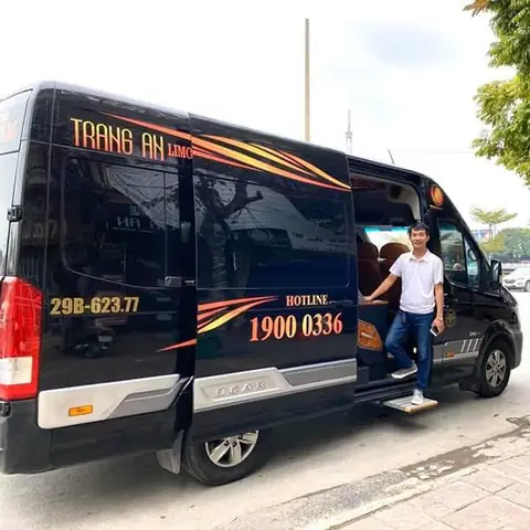 Xe Limousine Hà Nội Tràng An: Giá Vé, Lịch Trình & Kinh Nghiệm Đi Lại 62 Xe Limousine Hà Nội Tràng An: Giá Vé, Lịch Trình & Kinh Nghiệm Đi Lại